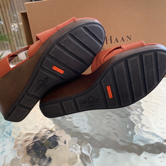 Cole Haan platform sandals 👡 - Picture 9 of 10